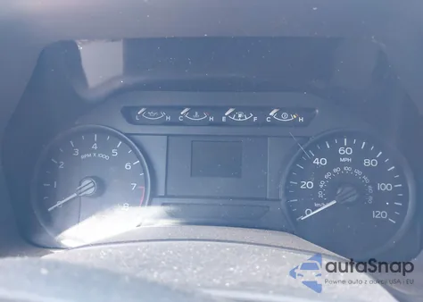 2018 Ford F-150 Xl z USA, uszkodzony, nr VIN 1FTMF1CB6JKF11169